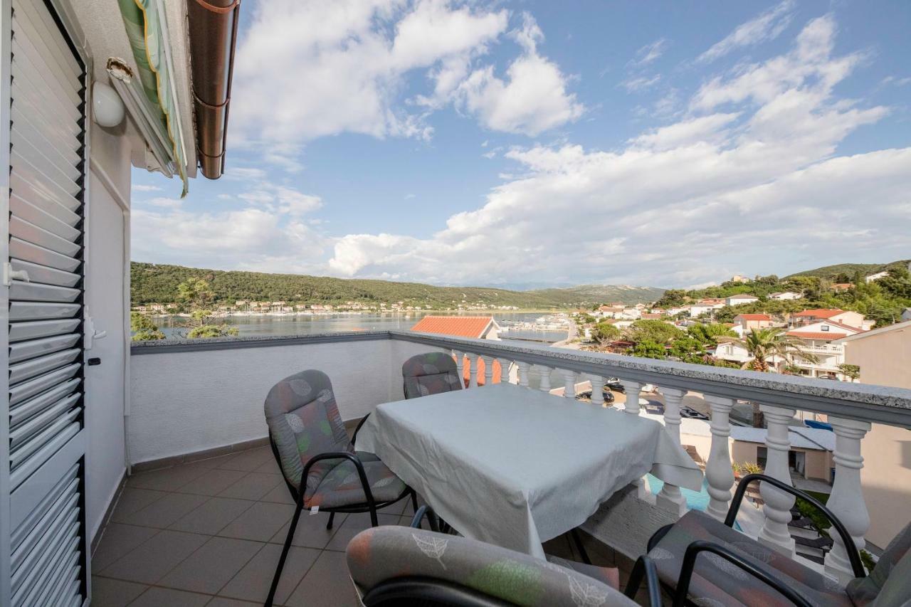 Apartmani Sanjin Tariba Supetarska Draga Exterior foto