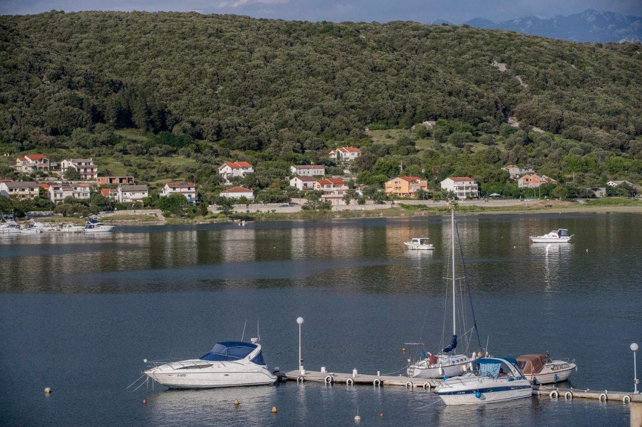 Apartmani Sanjin Tariba Supetarska Draga Exterior foto