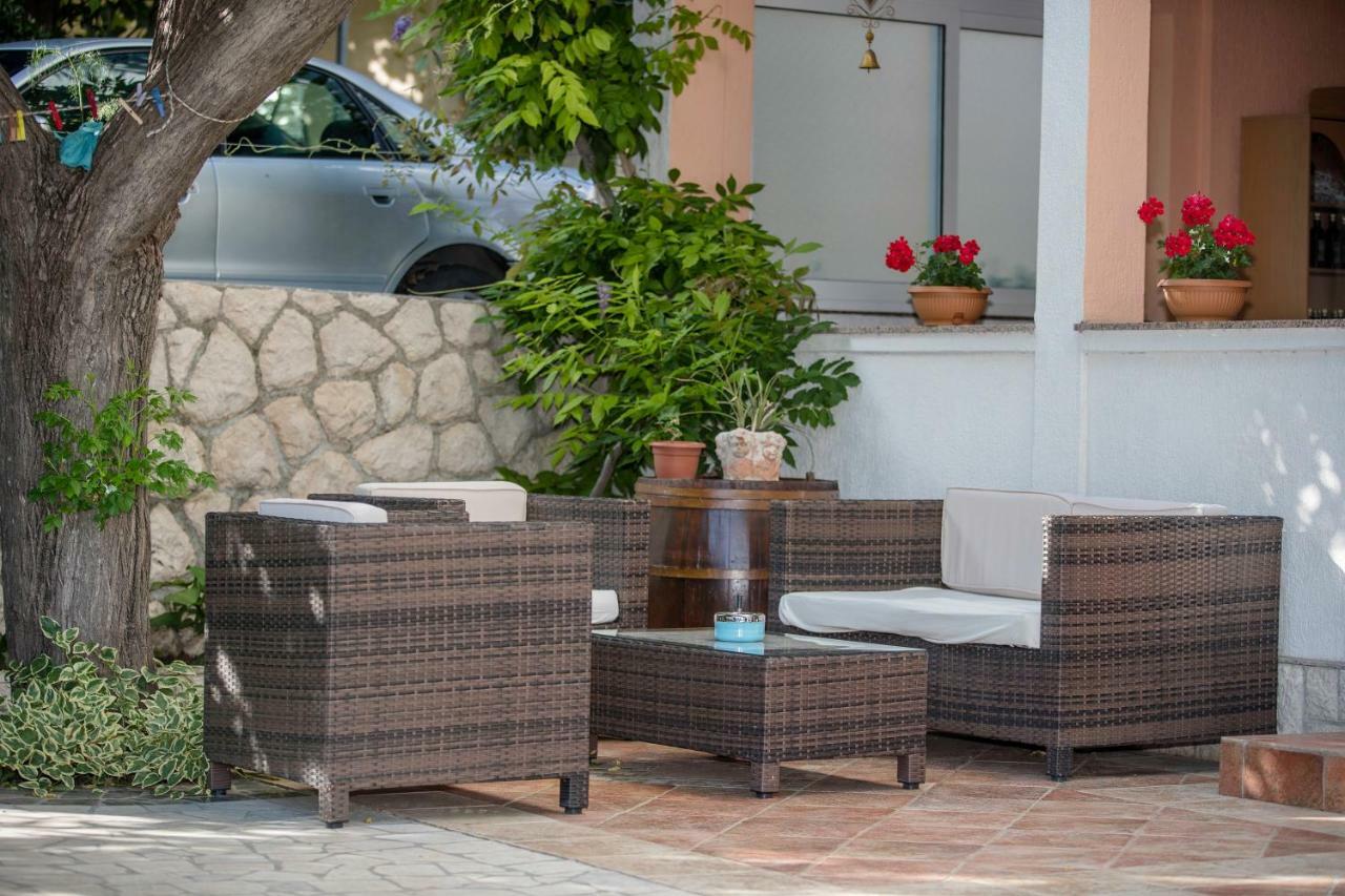 Apartmani Sanjin Tariba Supetarska Draga Exterior foto