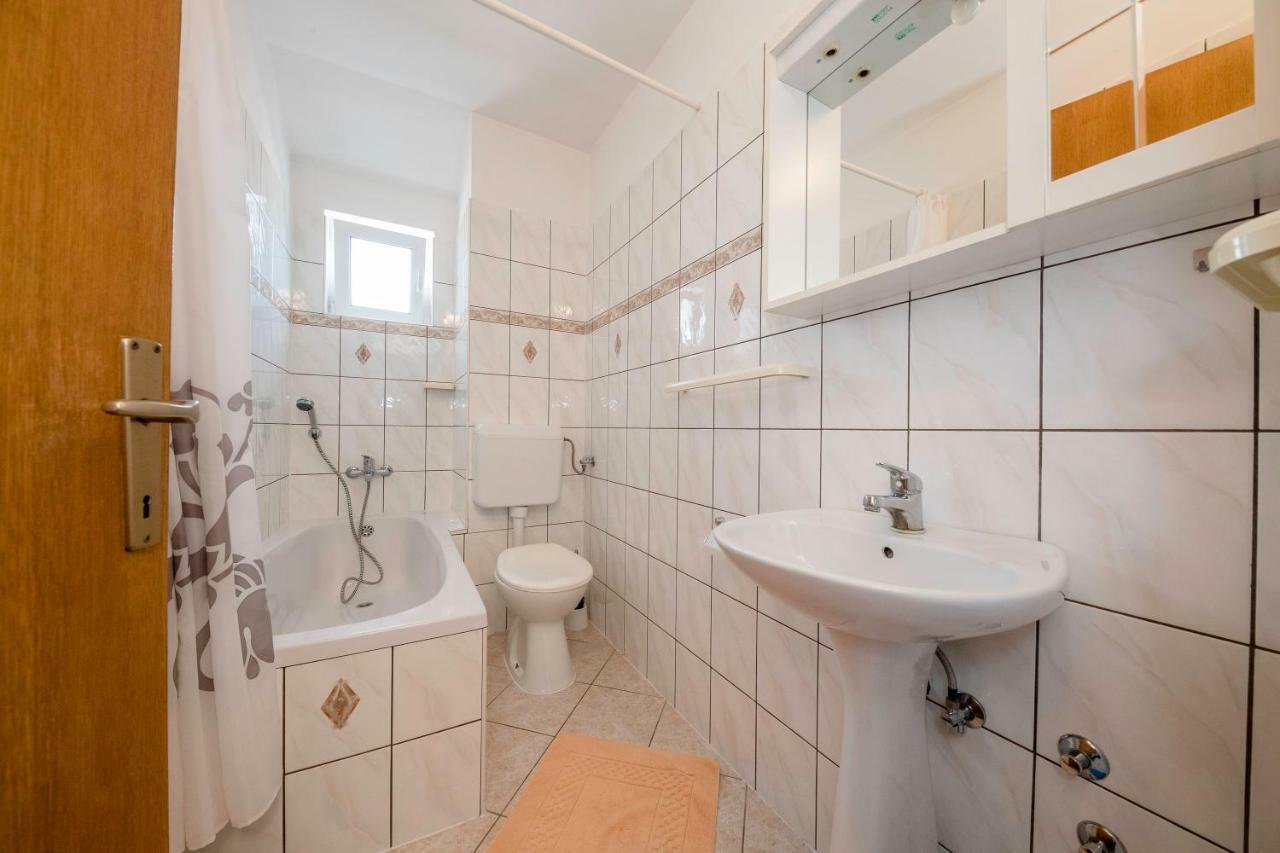 Apartmani Sanjin Tariba Supetarska Draga Exterior foto