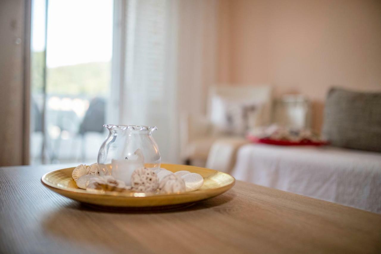 Apartmani Sanjin Tariba Supetarska Draga Exterior foto